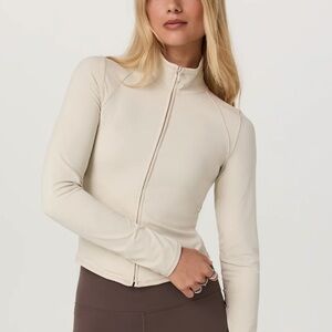 NWT! Vuori AllTheFeels Full Zip